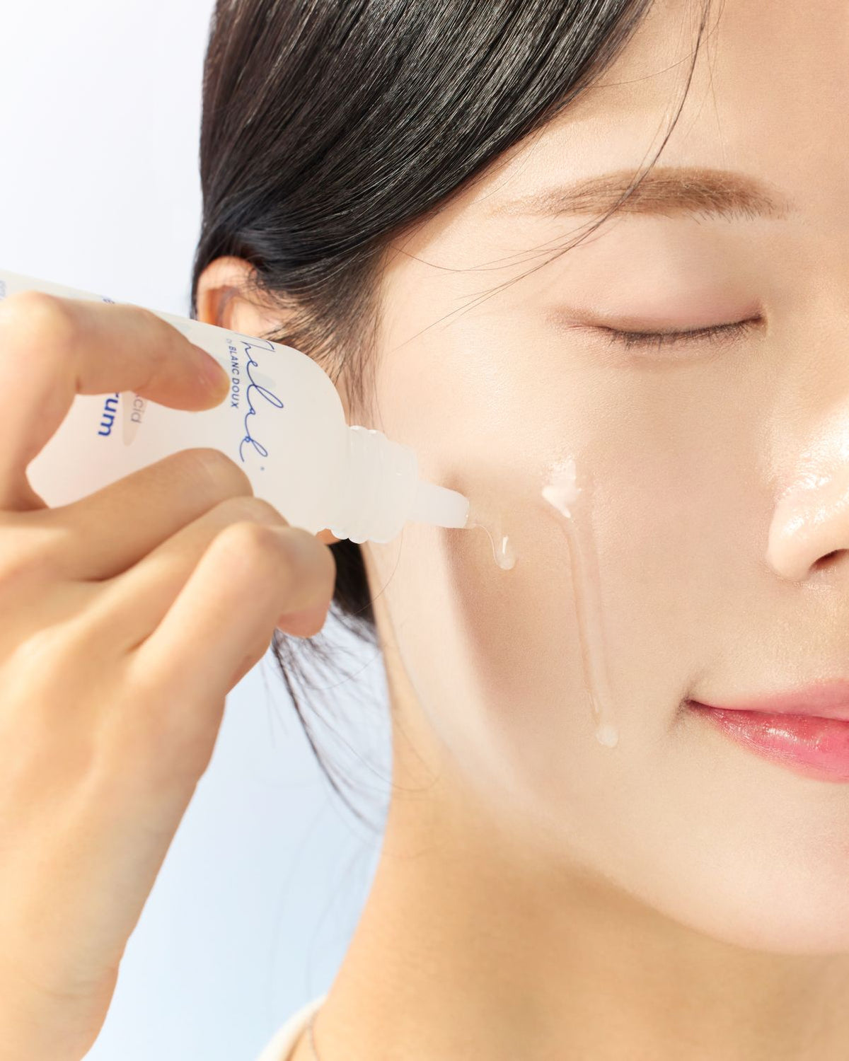 THE LAB by blanc doux Oligo Hyaluronic Acid Deep Glow Serum 85ml — official product image 5
